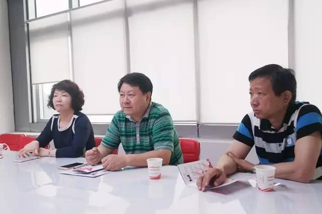 東方龍商務(wù)與上海孜畫傳媒建立戰(zhàn)略合作伙伴關(guān)系,拓寬延伸平臺增值服務(wù)領(lǐng)域 東方龍商務(wù)與上海孜畫傳媒建立戰(zhàn)略合作伙伴關(guān)系,拓寬延伸平臺增值服務(wù)領(lǐng)域