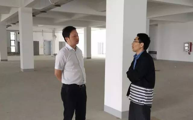 東方龍商務陪同智能停車平臺投資選址項目方考察海寧丁橋鎮、揚州廣陵經開區 東方龍商務陪同智能停車平臺投資選址項目方考察海寧丁橋鎮、揚州廣陵經開區