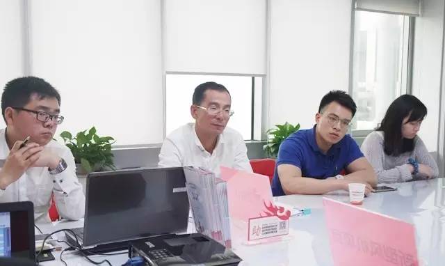 東方龍商務舉行印務大數據平臺投資選址項目、新型風力發電機項目的政府對接會 東方龍商務舉行印務大數據平臺投資選址項目、新型風力發電機項目的政府對接會