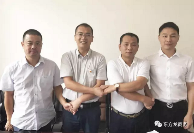 陪同航空產業基地投資選址項目方考察湖北石首市,簽訂投資合作意向協議 陪同航空產業基地投資選址項目方考察湖北石首市,簽訂投資合作意向協議