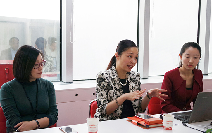 華伊斯蘭關(guān)系理事會理事長丁厚飛博士偕中華伊斯蘭關(guān)系理事會、馬來西亞代表Mr. Nasharudin 訪問東方龍商務(wù) 華伊斯蘭關(guān)系理事會理事長丁厚飛博士偕中華伊斯蘭關(guān)系理事會、馬來西亞代表Mr. Nasharudin 訪問東方龍商務(wù)