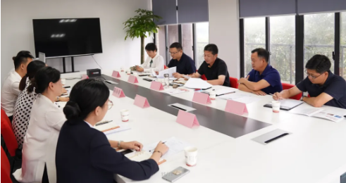 錄取率僅為5.1%的專業(yè)團隊!政府感嘆,東方龍商務不愧是委托招商行業(yè)的領軍者 錄取率僅為5.1%的專業(yè)團隊!政府感嘆,東方龍商務不愧是委托招商行業(yè)的領軍者