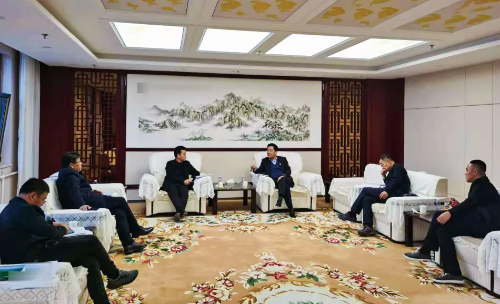 精準(zhǔn)發(fā)力，高效對(duì)接！集團(tuán)成功推進(jìn)兩家高質(zhì)投資選址企業(yè)對(duì)接地方政府