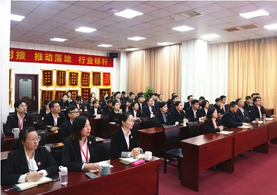 堅(jiān)決落實(shí)“沖刺月”投資選址項(xiàng)目開發(fā)工作！十二月上旬，41個(gè)高質(zhì)量項(xiàng)目通過評(píng)估