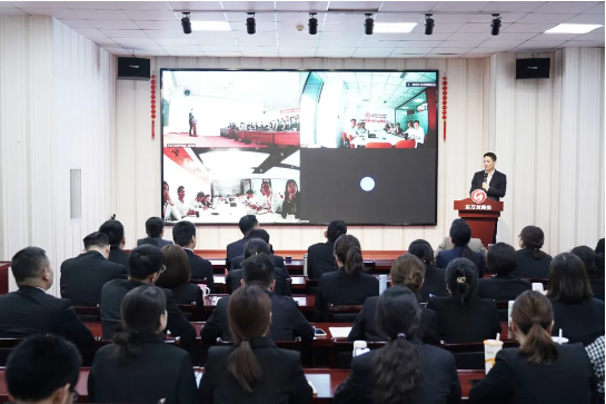 精準發(fā)力抓質(zhì)量！4月中旬，集團成功通過35個優(yōu)質(zhì)投資選址項目