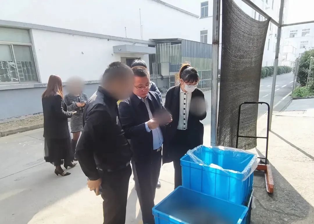 加壓奮進(jìn)促合作！11月16日，集團(tuán)成功推介4家優(yōu)質(zhì)投資選址企業(yè)對(duì)接地方政府