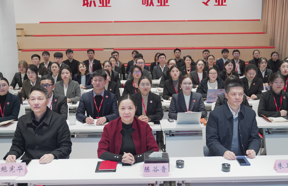 全力搶項目，拓市場，拼落地！12月上旬，集團(tuán)成功通過34個優(yōu)質(zhì)投資選址項目