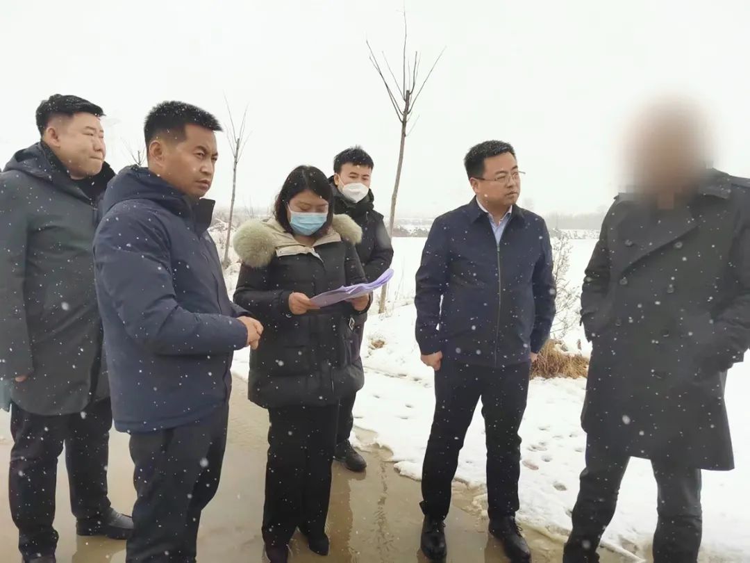 行業領先者，銷售渠道廣，市場份額高！知名品牌碳酸飲料生產擴建投資選址項目方實地考察陜西某地方政府