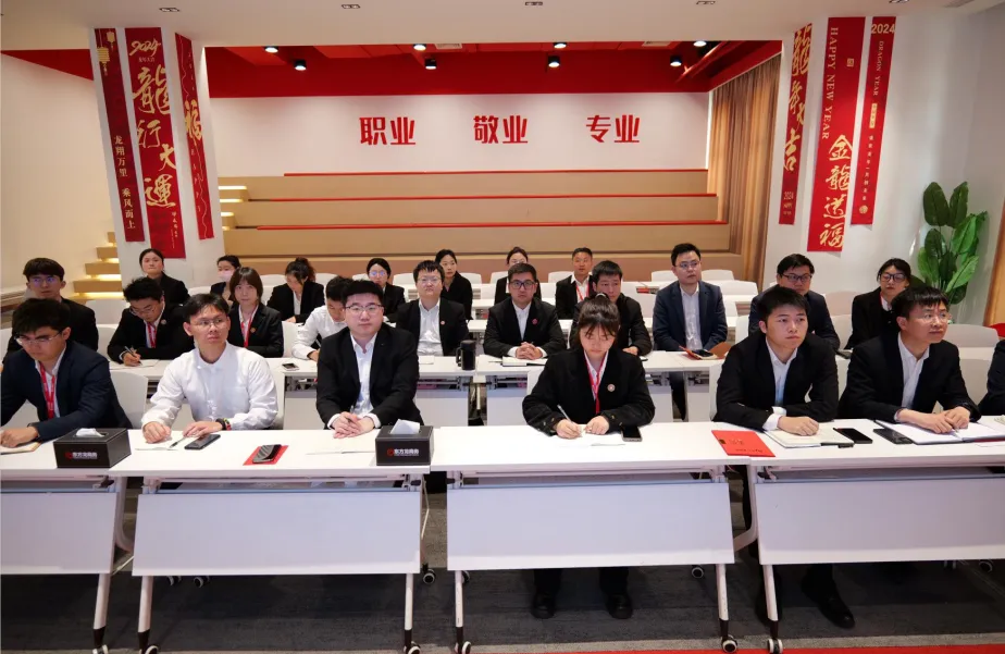 新起點，新目標，新征程！東方龍商務開展為期2天的新人集中培訓！