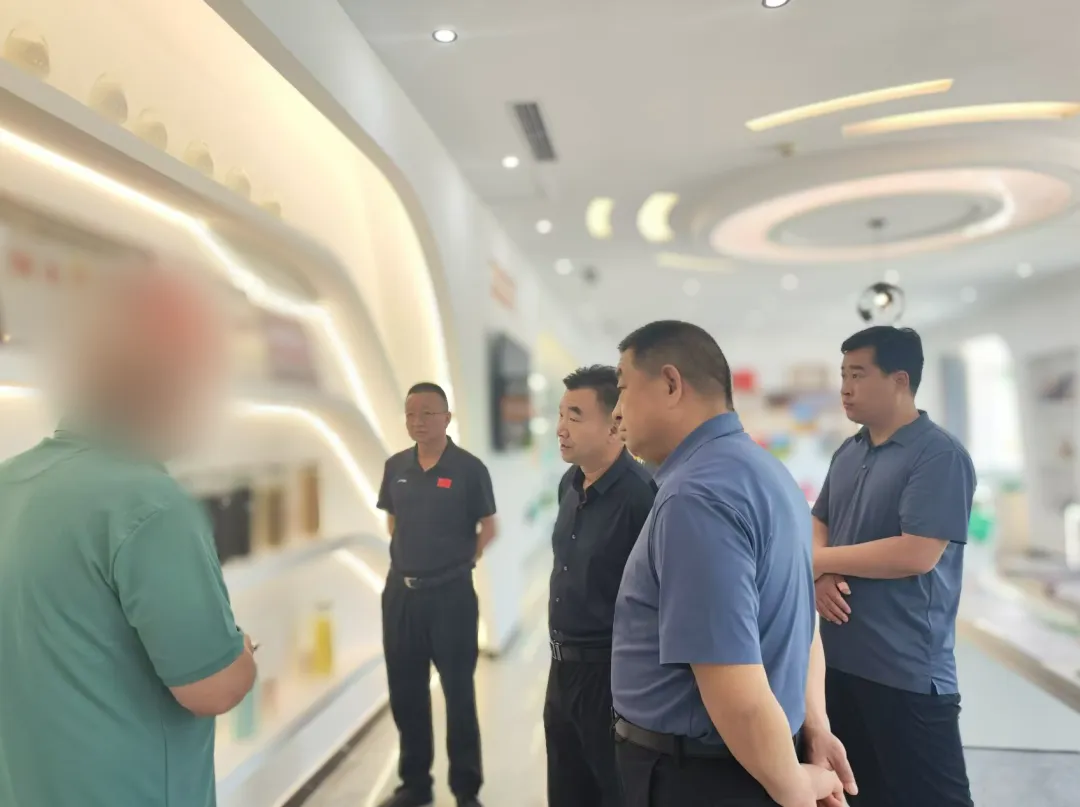 行業(yè)標(biāo)準(zhǔn)制定者，掌握全球領(lǐng)先技術(shù)！甘肅某地方政府實(shí)地對(duì)接業(yè)內(nèi)知名肥料添加劑擴(kuò)建投資選址項(xiàng)目