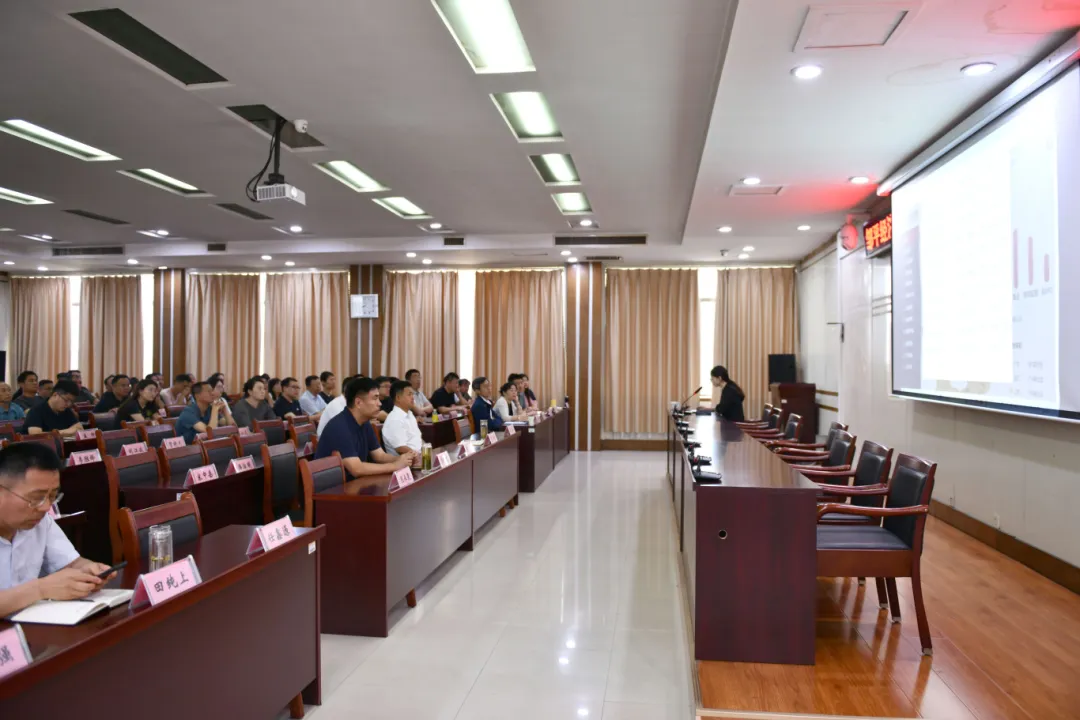 培訓(xùn)規(guī)模近200人！集團(tuán)受邀為山東鄒平經(jīng)開(kāi)區(qū)做政府專(zhuān)業(yè)招商引資實(shí)戰(zhàn)培訓(xùn)