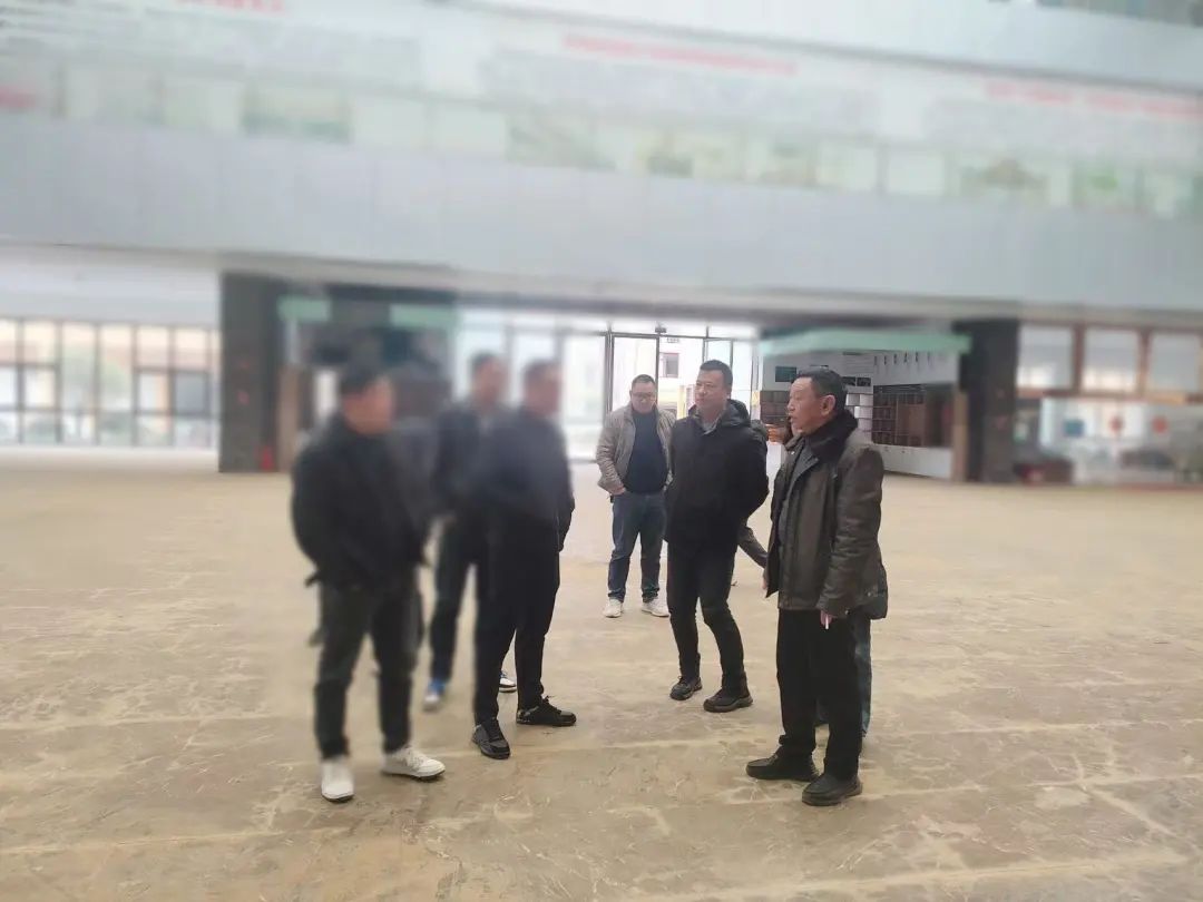 年產(chǎn)值15億！智慧化肉牛交易中心及屠宰加工投資選址項(xiàng)目方實(shí)地考察云南某地方政府