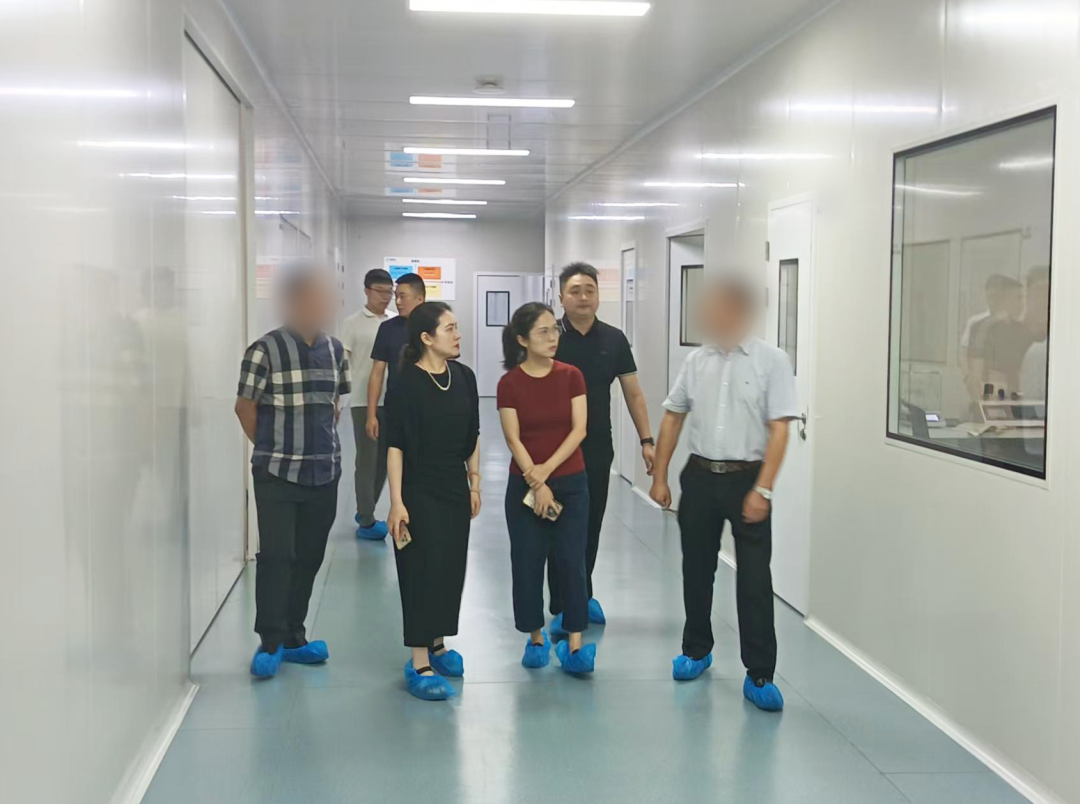 產品應用領域廣泛，市場占有率高！四川某地方政府實地對接高端新材料擴建投資選址項目